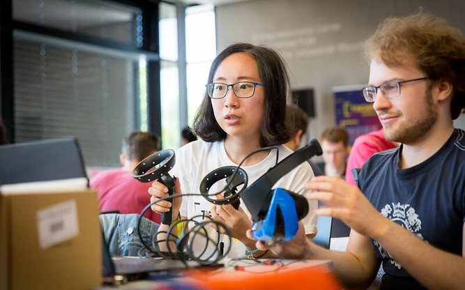 Teilnehmende beim UnternehmerTUM Techfest 2028