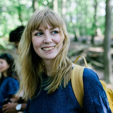Women smiling 2024 10 01 075249 kubx