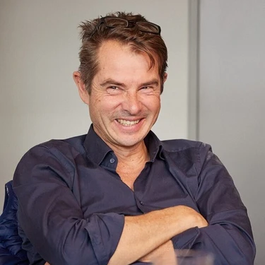 Martin R Stuchtey