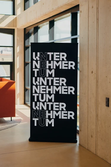 UnternehmerTUM Banner in Munich Urban Colab