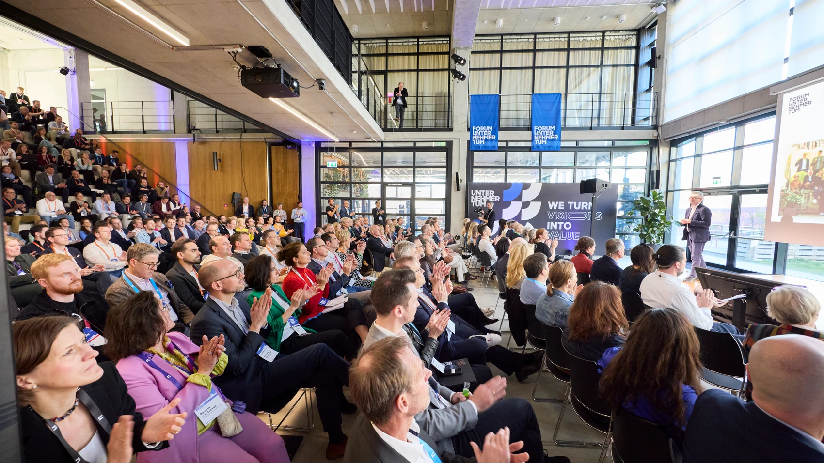 Unternehmer TUM hr 02256