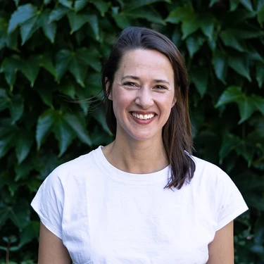 Betta Fsh Founder Deniz Ficicioglu Portrait 03