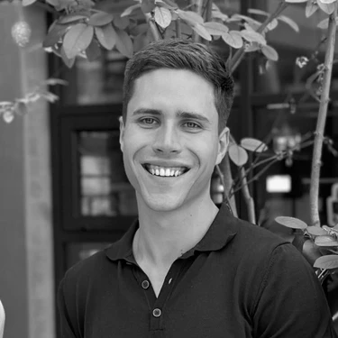 Portrait image Paolo Oppelt