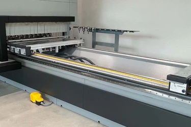 M CNC 006 CNC Frasen mit der Felder H200 D