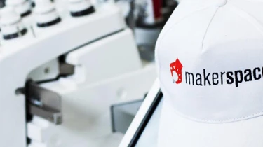 M TX 003 Sticken mit Kappen und Klemmrahmenhalter C