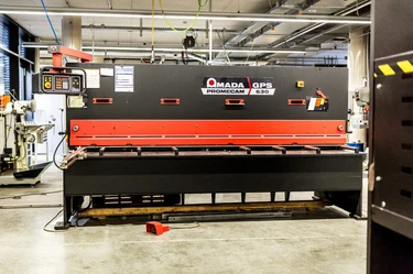 G MT 20 CNC Plate Shear