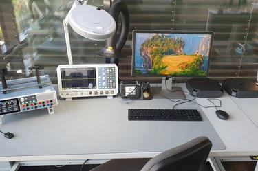 M ELE 03 CAD Computer