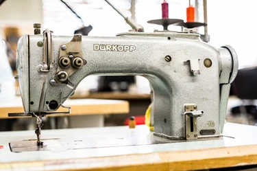 M TX 05 High speed Sewing Machine